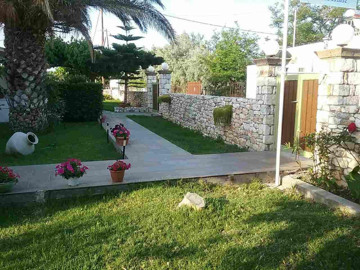 Irini Studios Skyros Exterior photo